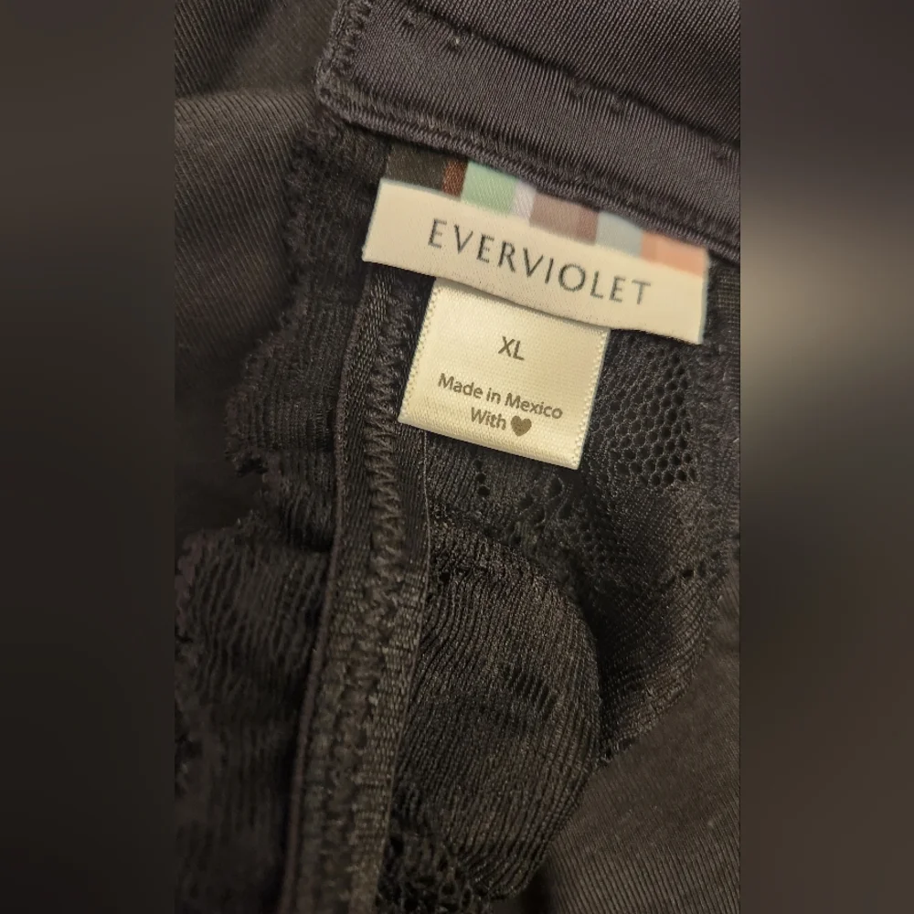 Everviolet Vela Pocketed Bra